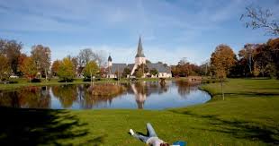 This image has an empty alt attribute; its file name is images-3.jpg